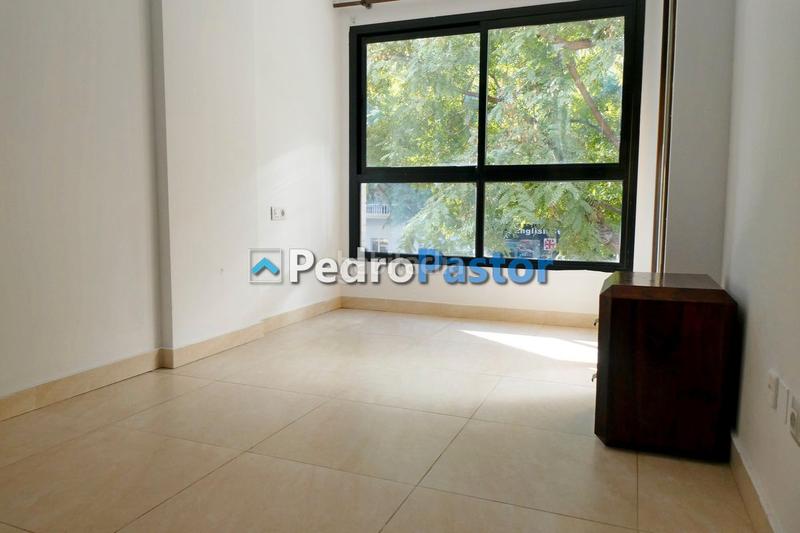 Foto ea1357bd-0cb4-4b7e-9fbf-5e42a165e276. Pis amb calefacció aparcament piscina a Saladar Dénia