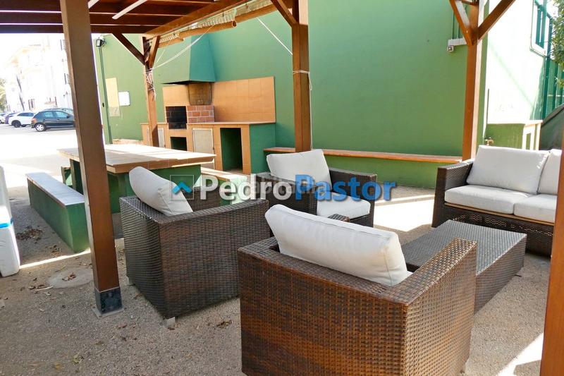 Foto c6a6e8fa-1626-4d37-b65a-e9703341e2d4. Àtic amb calefacció aparcament piscina a Les Bovetes - La Felicidad Dénia