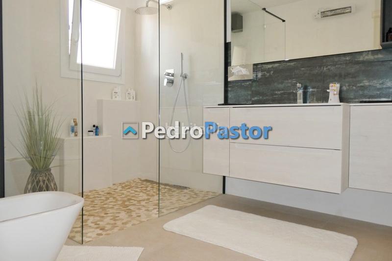 Foto 274e701e-7657-4908-805e-b9dfe03f8447. Attique avec chauffage parking piscine dans Les Bovetes - La Felicidad Dénia