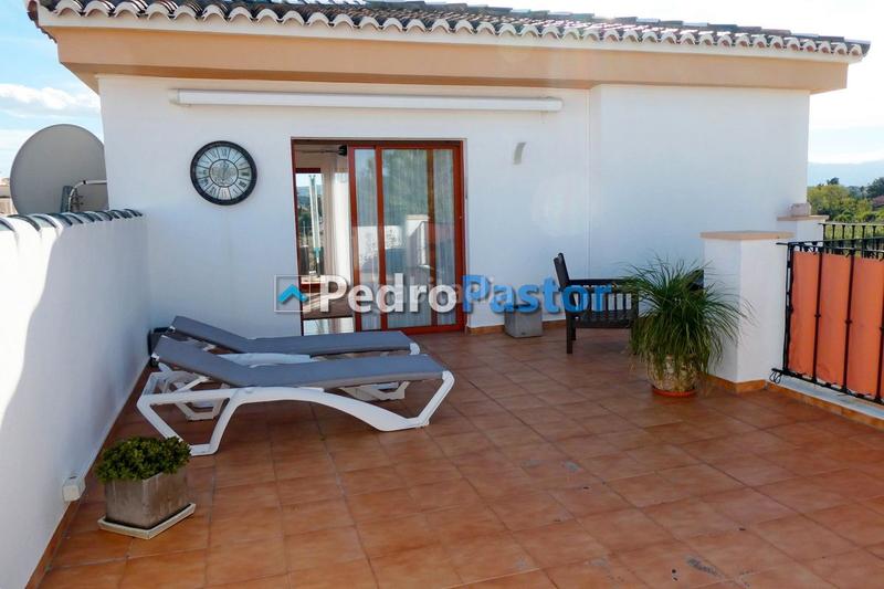 Foto dde8bb78-ce7e-49d9-8776-4c50bc3f57af. Attique avec chauffage parking piscine dans Les Bovetes - La Felicidad Dénia