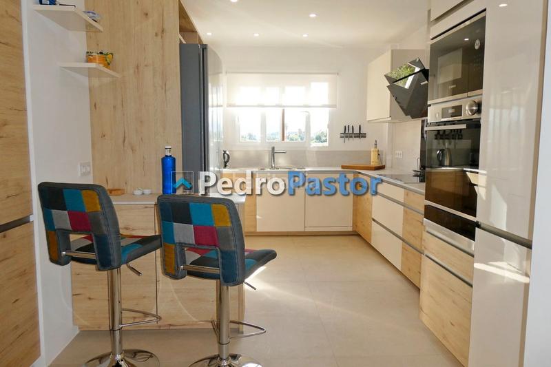 Foto 578b94b2-a571-456f-9a5f-8396625e9e0b. Dachwohnung mit heizung parking pool in Les Bovetes - La Felicidad Dénia