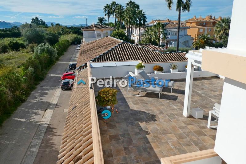 Foto eb629468-3ffa-47ea-b438-267456d7dbee. Dachwohnung mit heizung parking pool in Les Bovetes - La Felicidad Dénia