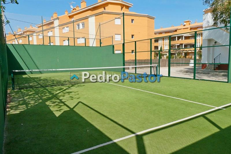 Foto 10f0ae0a-53f8-4b55-8052-52ffaa385a37. Penthouse with heating parking pool in Les Bovetes - La Felicidad Dénia