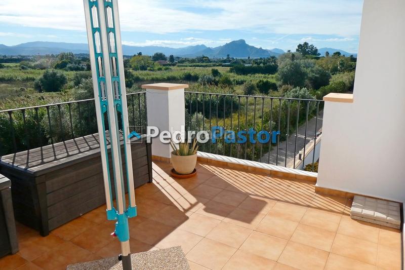 Foto 7e1092d5-909f-438a-ba44-3bdeb725a4ee. Penthouse with heating parking pool in Les Bovetes - La Felicidad Dénia