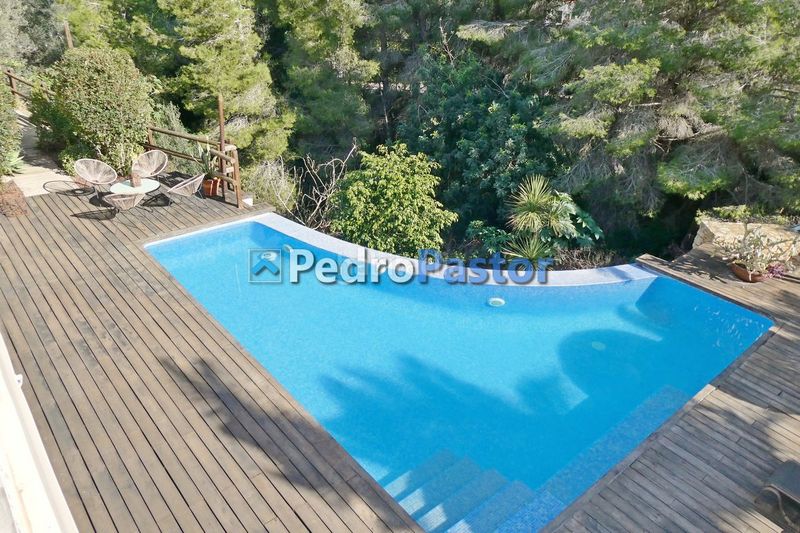 Foto 577ad8d1-8d6e-4b4c-9896-4f5205476516. Xalet amb calefacció aparcament piscina a El Montgó Dénia