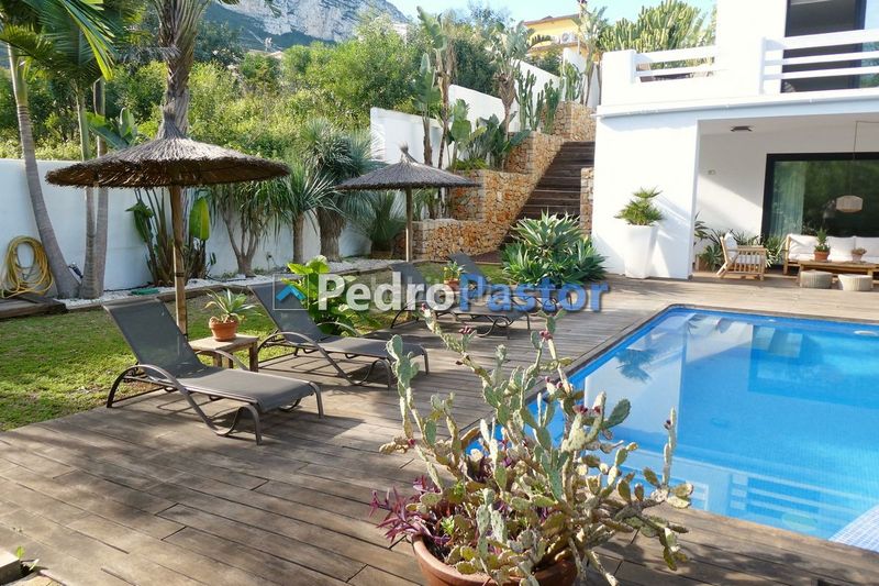 Foto 99c22d33-4853-493e-a42b-83898827db9d. Xalet amb calefacció aparcament piscina a El Montgó Dénia