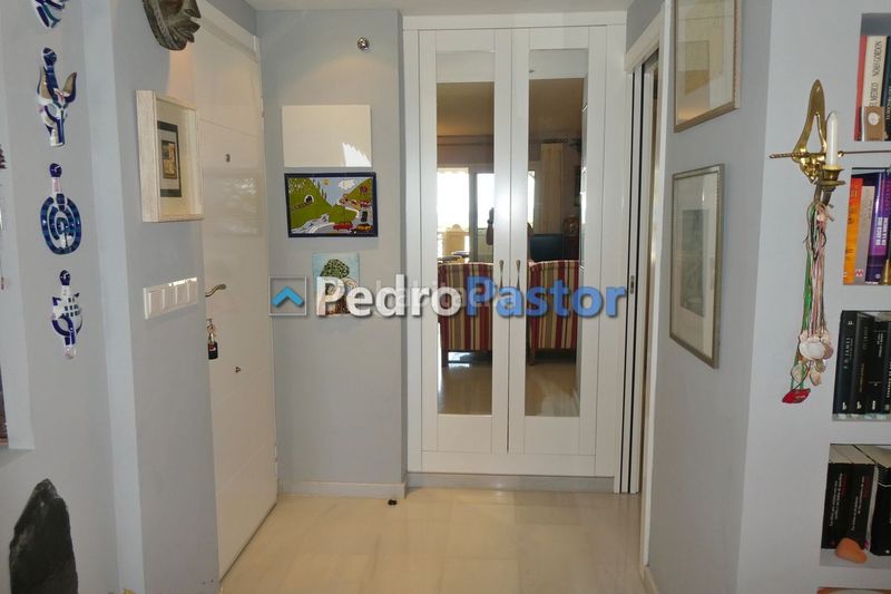Foto 5c52ee05-80cb-4123-84b2-60a8bf1637dc. Apartament amb calefacció aparcament piscina a Les Bovetes - La Felicidad Dénia
