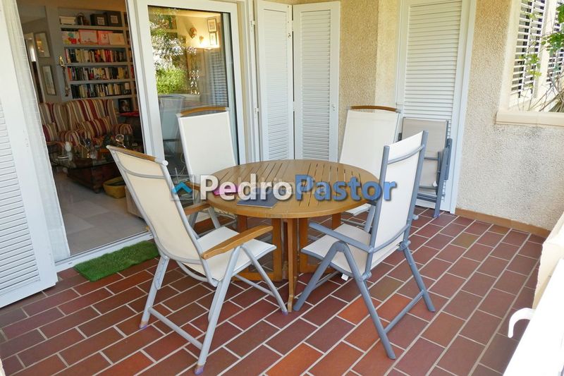 Foto da089b64-840b-43ee-94b6-20f1da672b90. Apartament amb calefacció aparcament piscina a Les Bovetes - La Felicidad Dénia