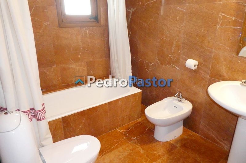 Foto 126682b1-fd08-46e3-a616-b7c83e95738f. Chalet en El Montgó Dénia
