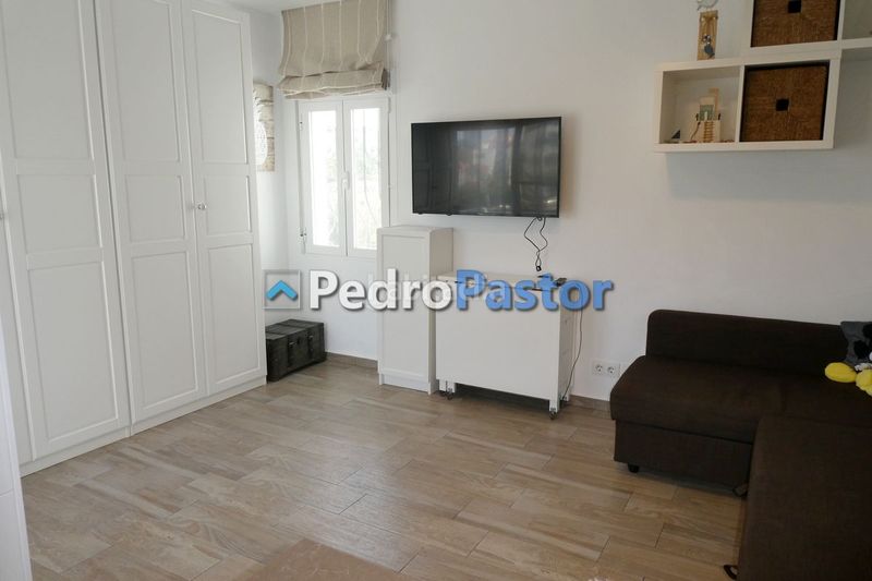 Foto ef05a255-848f-4d70-88fd-b243a2427bb3. Apartament amb calefacció aparcament piscina a El Palmar - Los Molinos Dénia