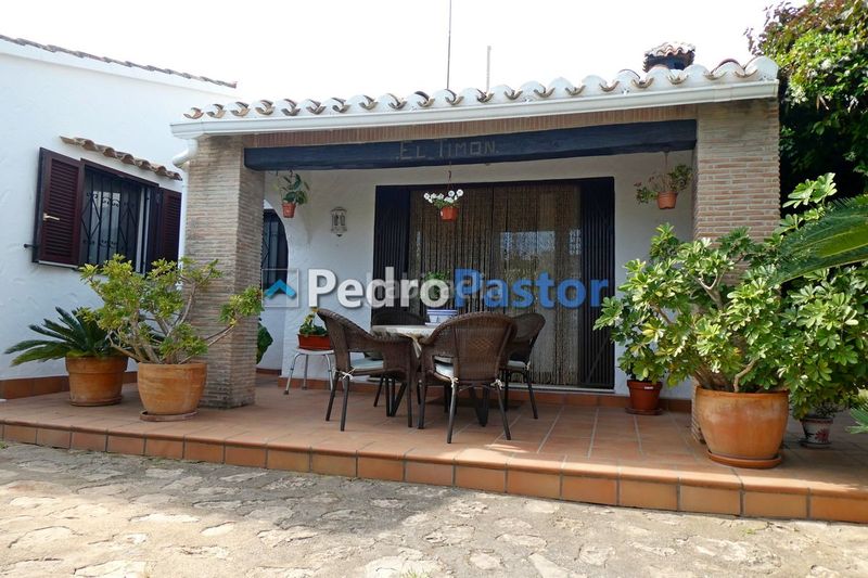 Foto 9cb34d0a-e323-4986-b3fb-46090e22d88c. Casa amb calefacció aparcament piscina a El Palmar - Los Molinos Dénia