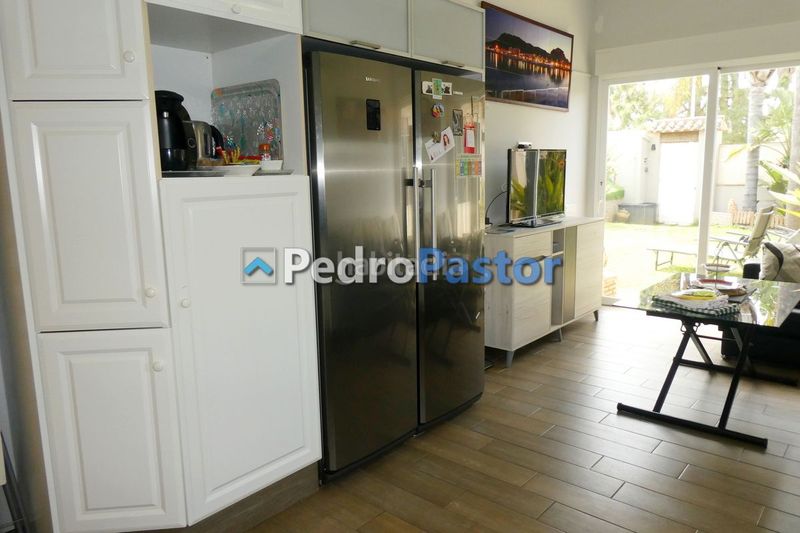 Foto 099594c6-737e-40ac-a8ca-9019a9484344. Chalet en Poblets (els)