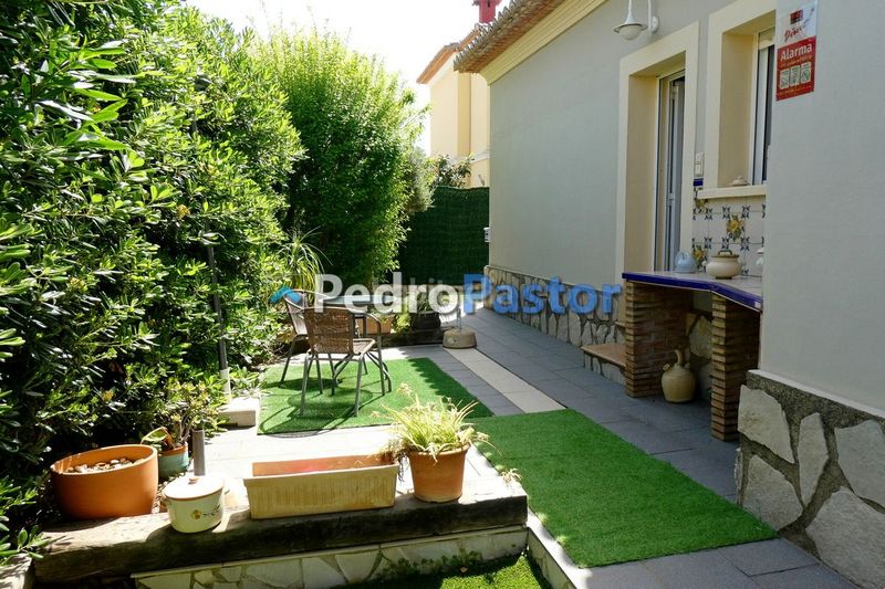 Foto 1463d7ae-1095-4e5a-a53e-2a5f377a4607. Chalet en Poblets (els)