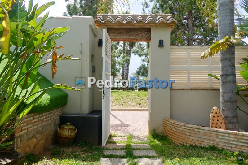 Foto ae17e45e-e214-4fc6-960d-2d3e09bb8e51. Chalet en Poblets (els)