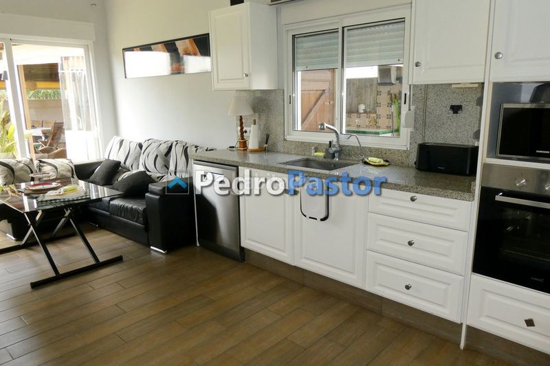 Foto b4235858-4536-4d94-90f0-f0d82fb91418. Chalet en Poblets (els)