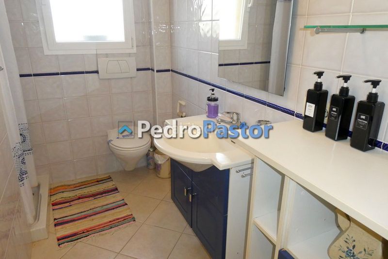 Foto bbc3de02-d37f-46c0-b24e-cf3414cf3b95. Chalet en Poblets (els)