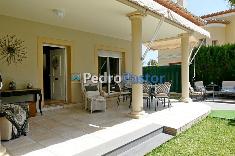 Foto e48e84ef-6492-4b82-b9bd-01fedd2f8b59. Chalet en Poblets (els)