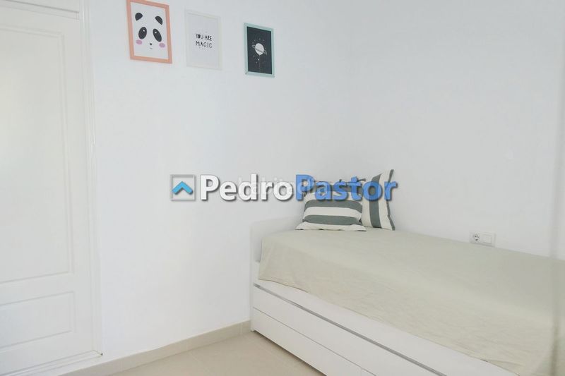 Foto 18ae677d-05a7-451c-b25e-6131d354a10b. Apartament amb calefacció aparcament piscina a Devessa - Monte Pego Dénia