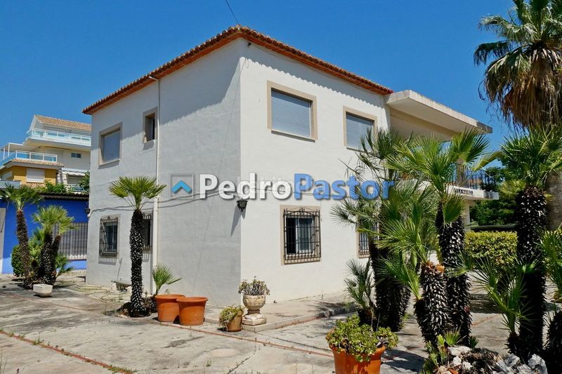 Foto f49443c8-f50b-4e0e-8b09-879cce234012. Xalet amb aparcament a El Palmar - Los Molinos Dénia