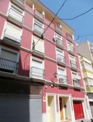 Parking voiture à Calle diaz moreu 53. Comoda plaza de garaje con ascensor y facil aparcamiento