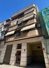 Appartement à Calle barcelona 6. Para entrar a vivir c barcelona alicante