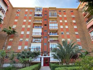 Appartement  Calle periodista rodolf salazar 64. Amplia y luminosa vivienda frente al bulevar del pla