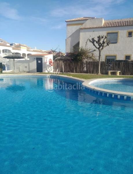 Foto 8ba16200-479a-4562-a3d0-b215dc9d1e89. Chalet mit heizung pool in Monte Faro-Altomar II Santa Pola
