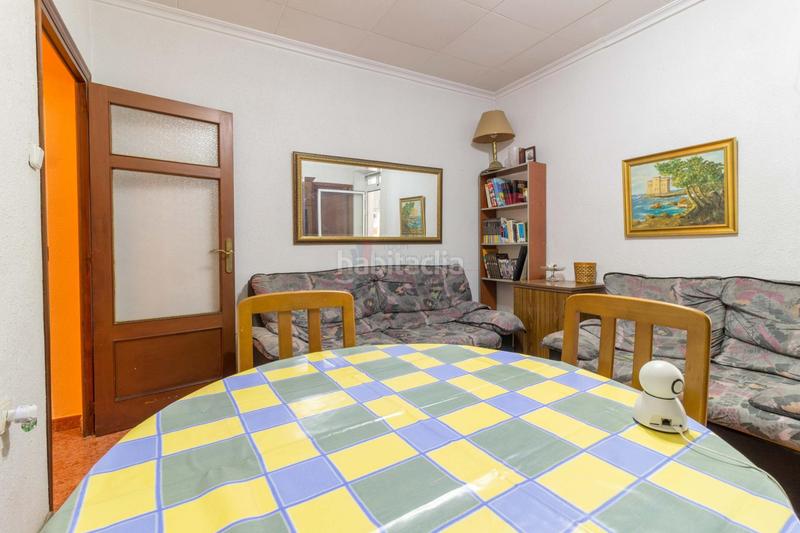 Foto e6fca220-4dea-4cca-a3ca-8c7b04633ff5. Flat in calle dr nieto 38 in Pla de Bon Repós Alicante