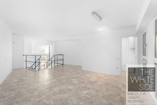 Local Comercial  Gran via corts catalanes. Local comercial  zona glorias barcelona.  admite salida humos