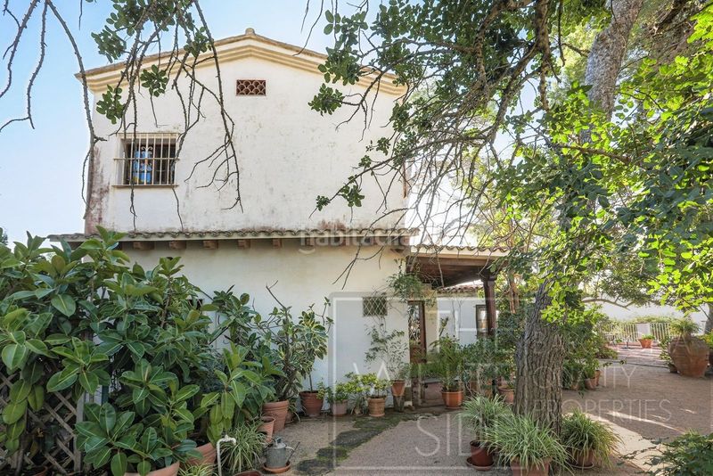 Foto 4442d079-ac76-4637-b7b8-50789a26fa43. Casa amb aparcament piscina a Montgoda Lloret de Mar
