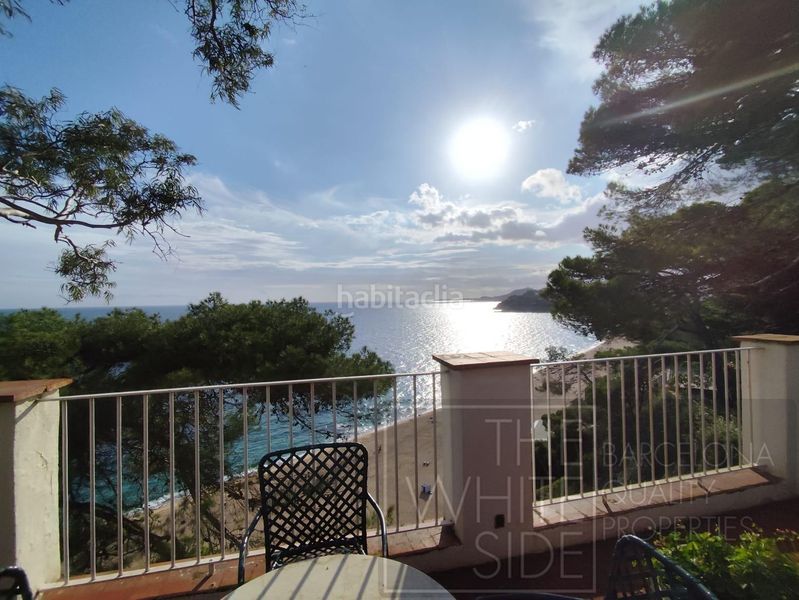 Foto 491b1b0f-a1cc-43a9-9804-138611f23ce9. Casa amb aparcament piscina a Montgoda Lloret de Mar