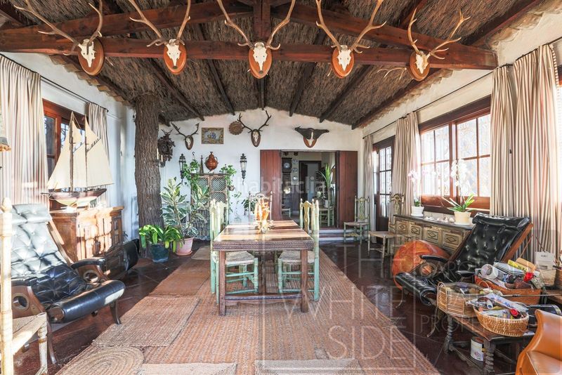 Foto 5ed3a6ea-7024-4195-bfbd-7db282303a63. Casa amb aparcament piscina a Montgoda Lloret de Mar