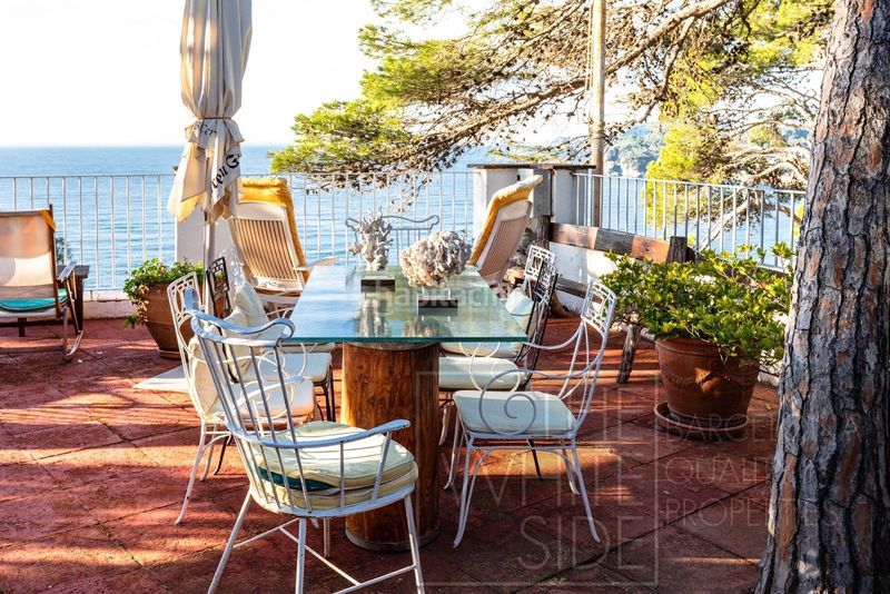 Foto eddb8486-b6e1-4e4d-aed7-6502d74f915e. Casa amb aparcament piscina a Montgoda Lloret de Mar