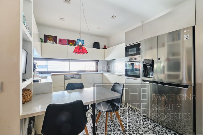 Foto 3db5e705-26d3-45a1-80f8-6dda5f394f95. Casa amb calefacció piscina a Vila de Gràcia Barcelona