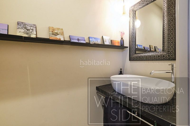 Foto 46ee4155-cdf0-4054-9626-cbad5a9abc6f. Casa amb calefacció piscina a Vila de Gràcia Barcelona