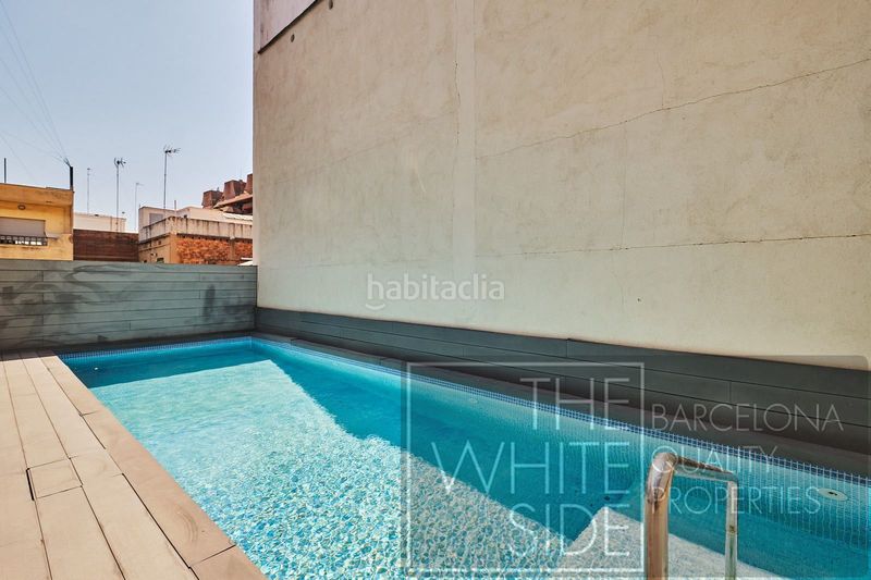 Foto 66ae653d-d6bd-4bf4-a769-5f4e270bc0cb. Casa amb calefacció piscina a Vila de Gràcia Barcelona