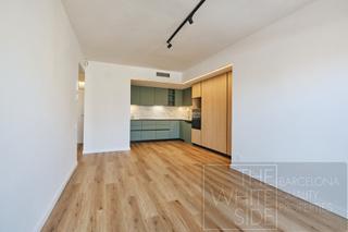 Pis  Montjuïc. Piso en venta poblesec  barcelona. reformado, terraza, parquing.
