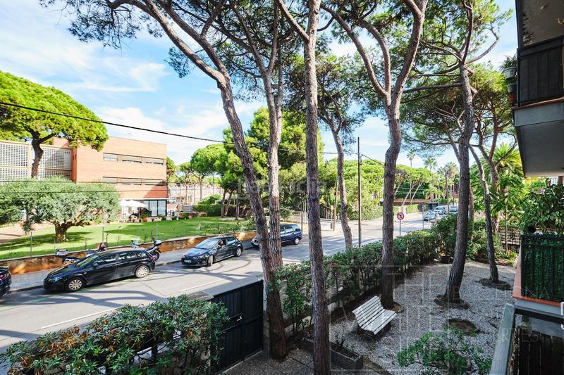 Foto 68a4894c-1e74-4d9d-bc3e-397423e11338. Etagenwohnung mit heizung in La Pineda Castelldefels