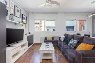 Appartamento in El Camp d´en Grassot i Gràcia Nova. Piso en venta en gracia  barcelona. reformado y luminoso