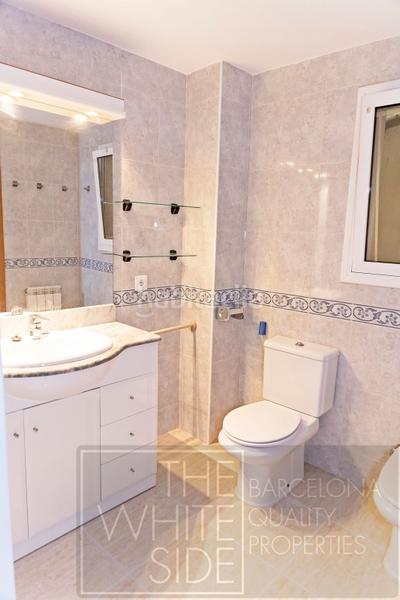 Foto a211f827-1a12-4180-9503-ddf1acfe8ced. Piso  en venta zona parc de La Devesa en La Devesa Girona