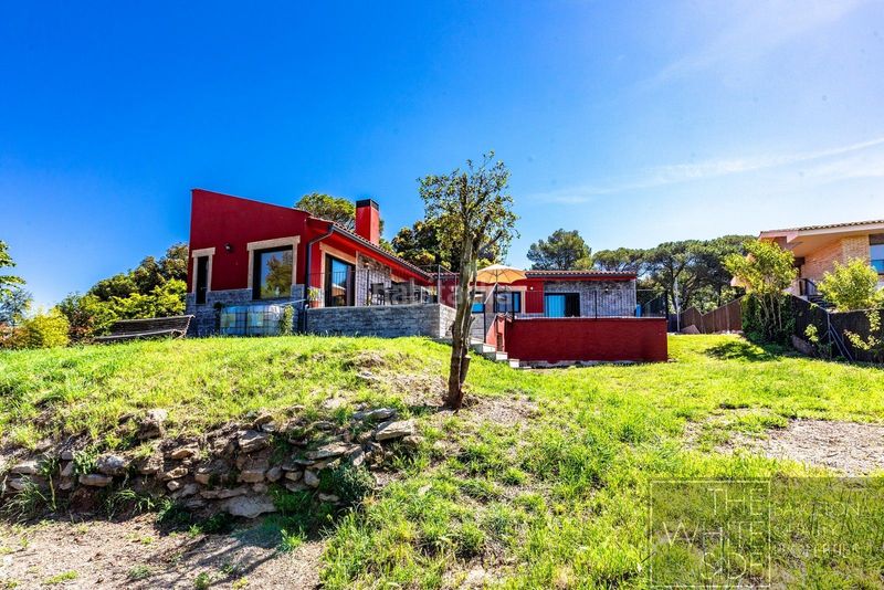 Foto e36b9565-969d-422e-9ff3-1bb58c4277da. Casa amb calefacció piscina a Taradell