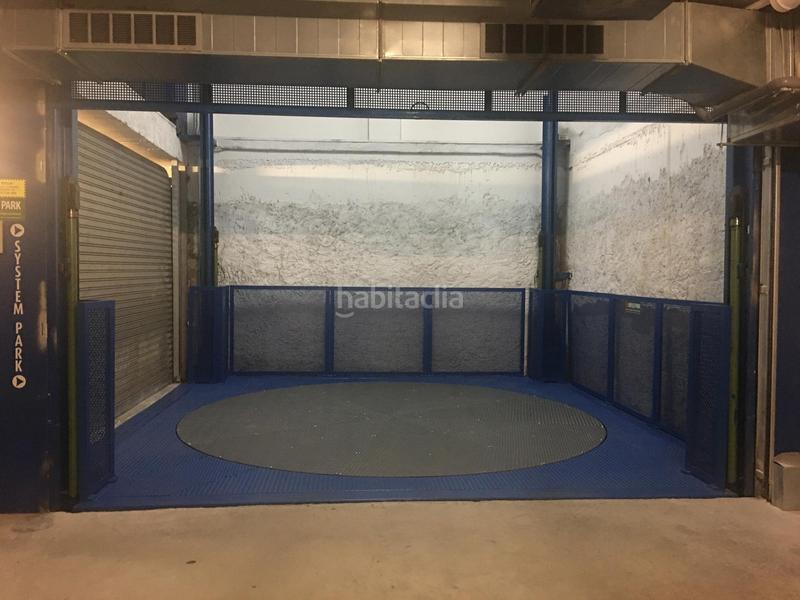 Foto e1333cf2-a97b-4f18-a0dc-befe8ddd935f. Aparcament cotxe a Poblenou Barcelona