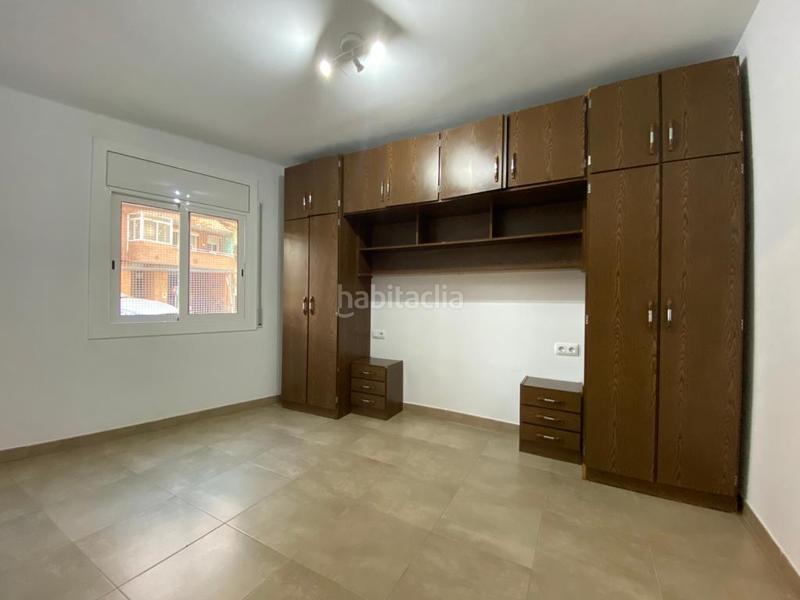 Foto c9846760-036e-4f51-a624-94a8ae2b51f8. Edificio en La Teixonera Barcelona