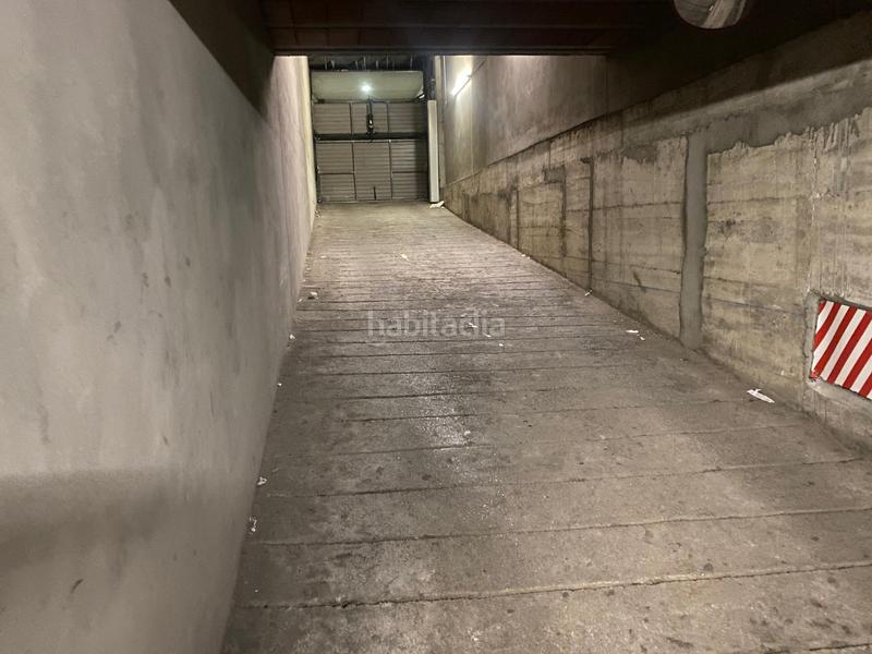 Foto 1f89fac6-ad38-410e-983f-7b60660ee06b. Miete autoparkplatz in Eixample Sud-Migdia Girona