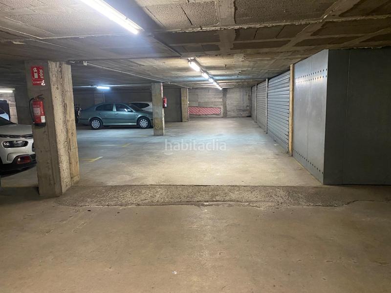 Foto 3e953c48-7c8e-41f6-8649-29cc854ad545. Miete autoparkplatz in Eixample Sud-Migdia Girona