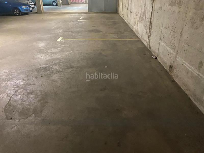 Foto 9a585708-1017-4e8b-9581-ef1f860d82c8. Miete autoparkplatz in Eixample Sud-Migdia Girona