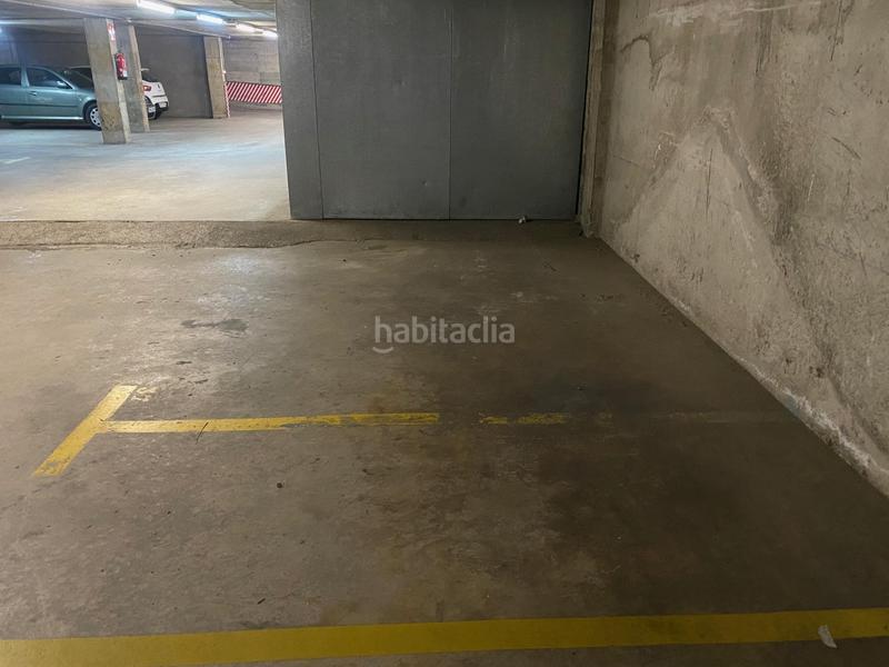 Foto b56d16da-4604-4a77-9d2f-da4d6b61ae46. Miete autoparkplatz in Eixample Sud-Migdia Girona