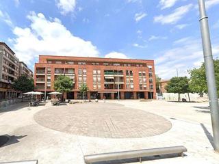 Casa adossada a Maçana. Zona maçana de salt. la casa está cerca del espai gironés centro