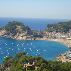 Mas à Centre-Platja. Extraordinaria masia, para vivir, o para negocio turistico