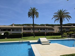 Reihenhaus in S�Agar�. Casa adosada con la mejor zona comunit�ria de platja daro